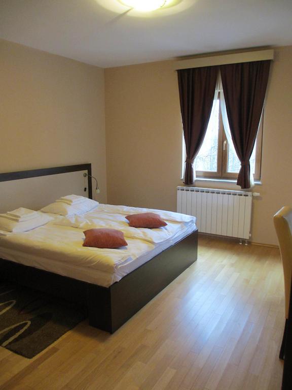 Apartments Manjan Krasno Polje Room photo